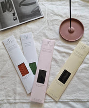 Load image into Gallery viewer, 10 Oakwood & Cedar Incense Sticks