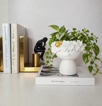 Load image into Gallery viewer, Floral Head Resin Vase - White