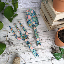 Load image into Gallery viewer, Orange Grove Fork and Trowel Garden Tool Set - William Morris Design
