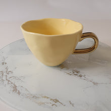 Load image into Gallery viewer, SoSo Retro Candy Coloured Mugs - Canary Yellow &amp; Gold
