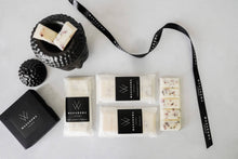 Load image into Gallery viewer, Handmade Soy Wax Melts- Choose your scent
