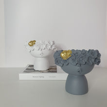Load image into Gallery viewer, Floral Head Resin Vase - Grey
