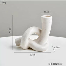 Load image into Gallery viewer, Ceramic Knot Candle Holder
