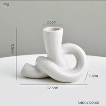 Load image into Gallery viewer, Ceramic Knot Candle Holder
